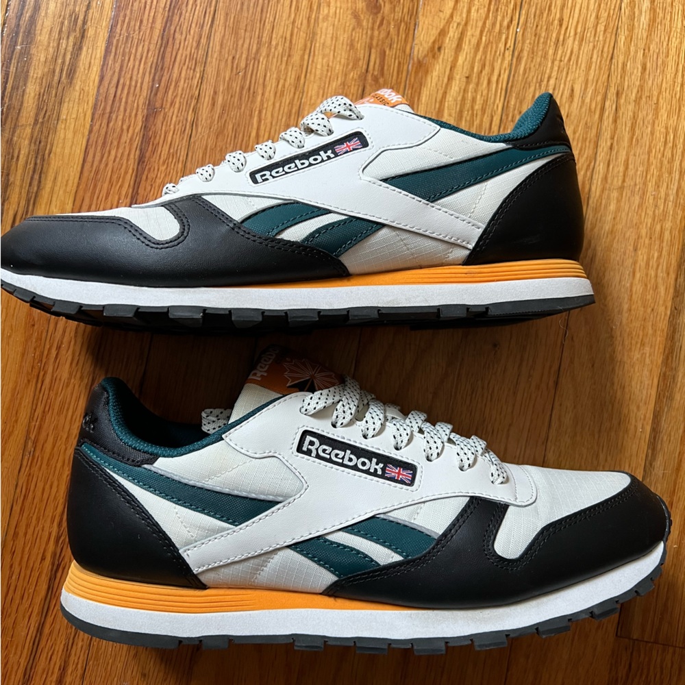 Reebok Classic - Flintstone Edition